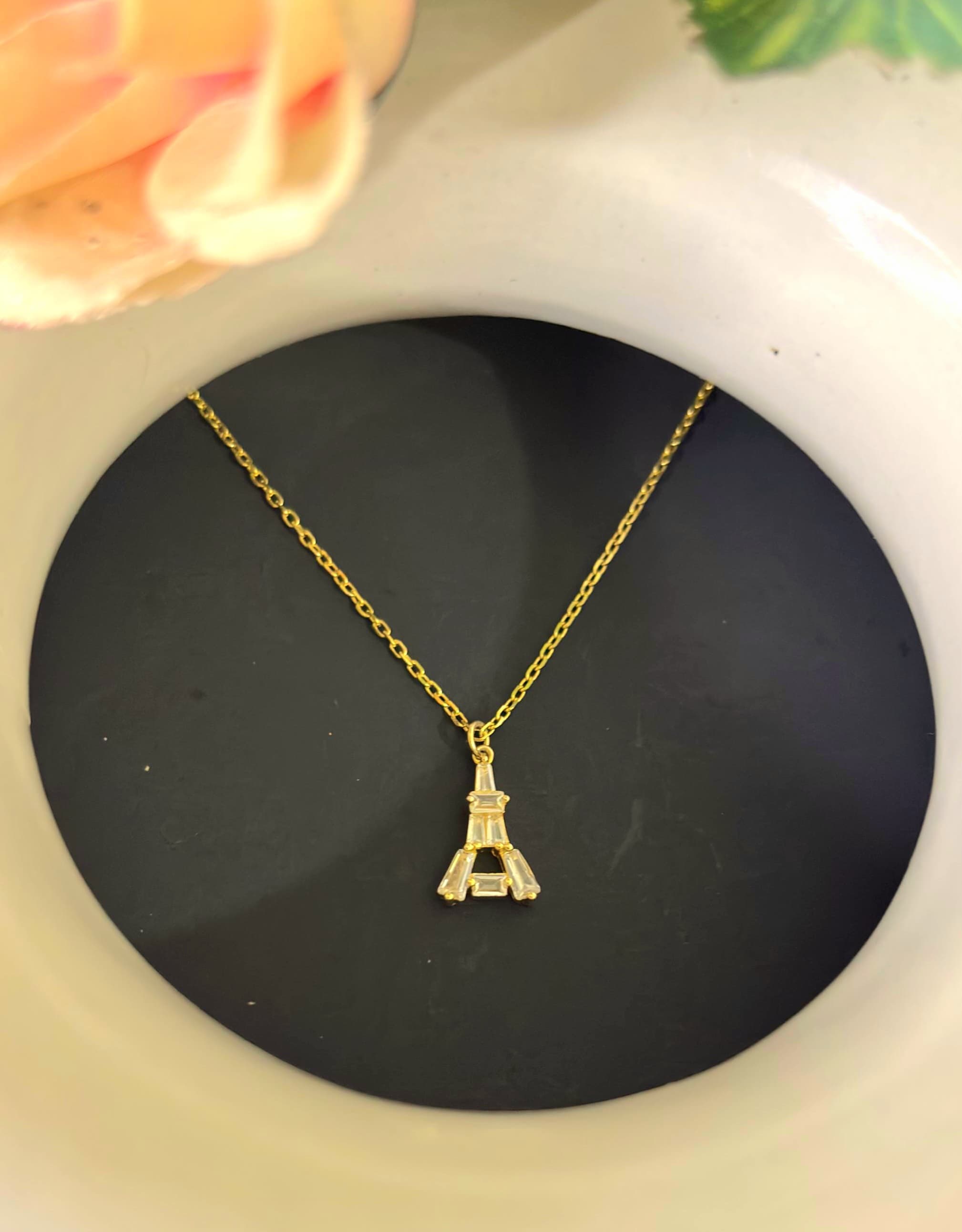 Classic Gold Pendant