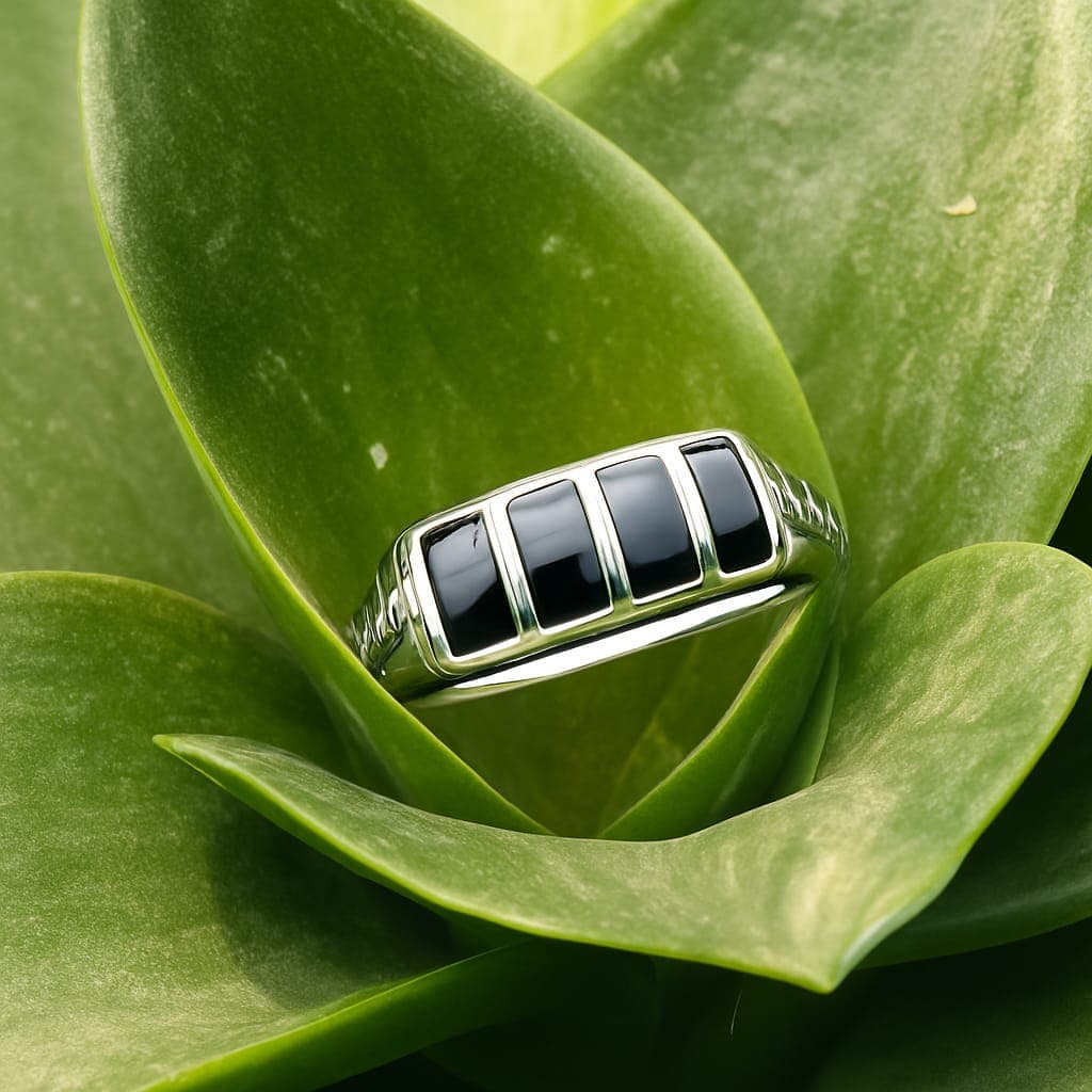 Elegant Silver Ring