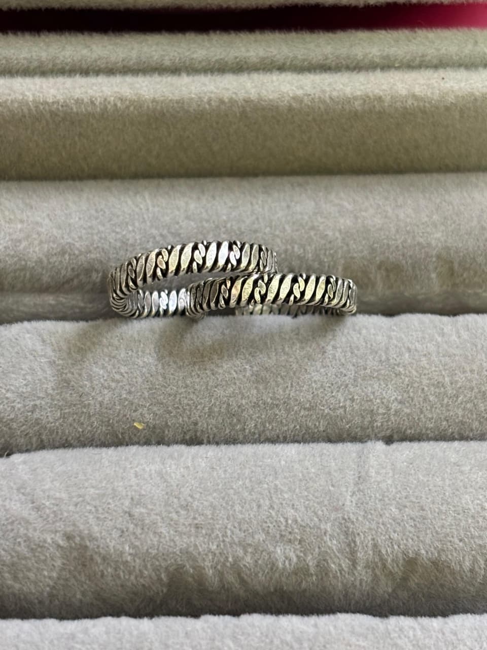 Twisted Aura Toe Ring